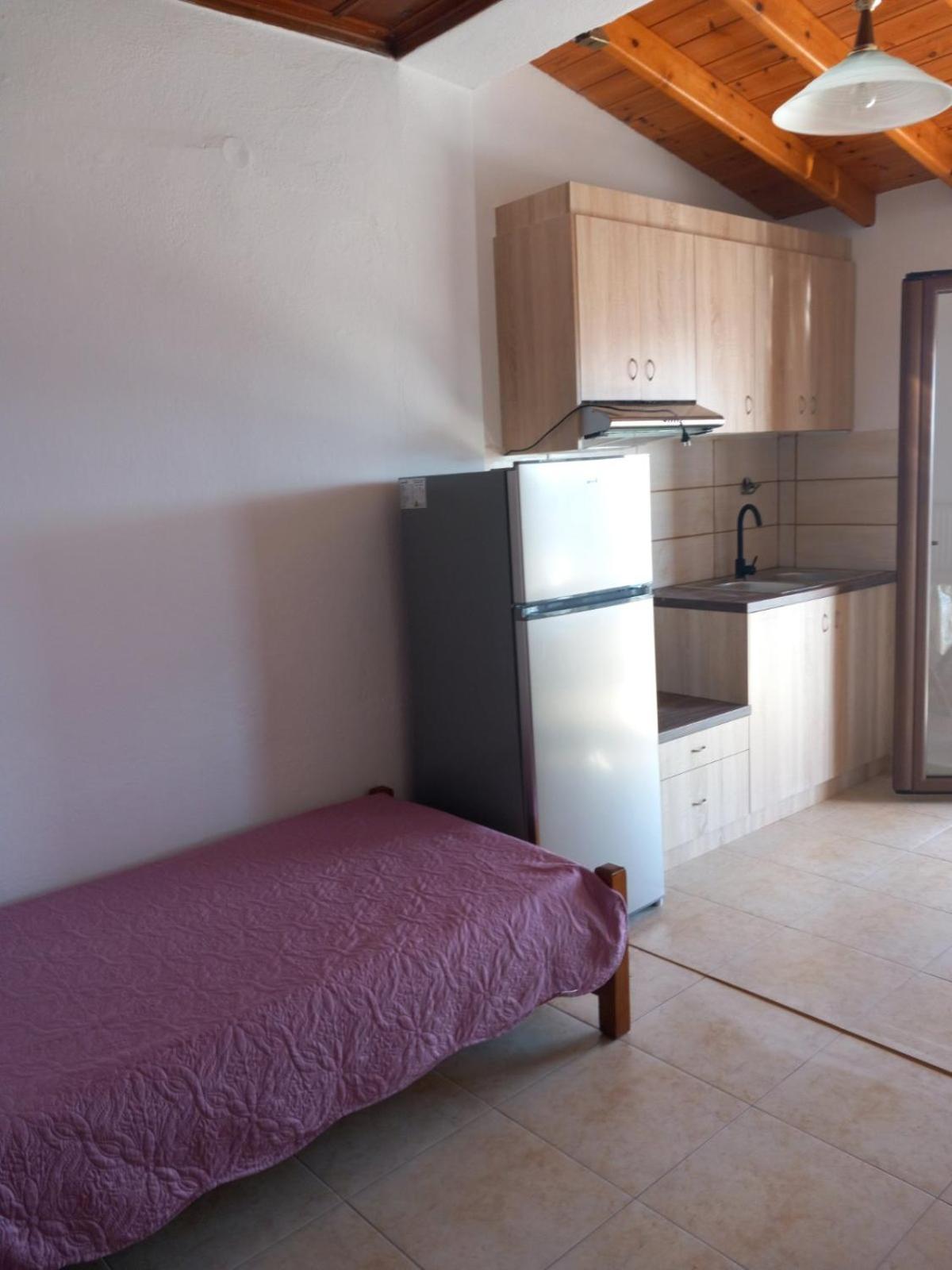 Katerinas Apartmens Skiathos stad Exteriör bild