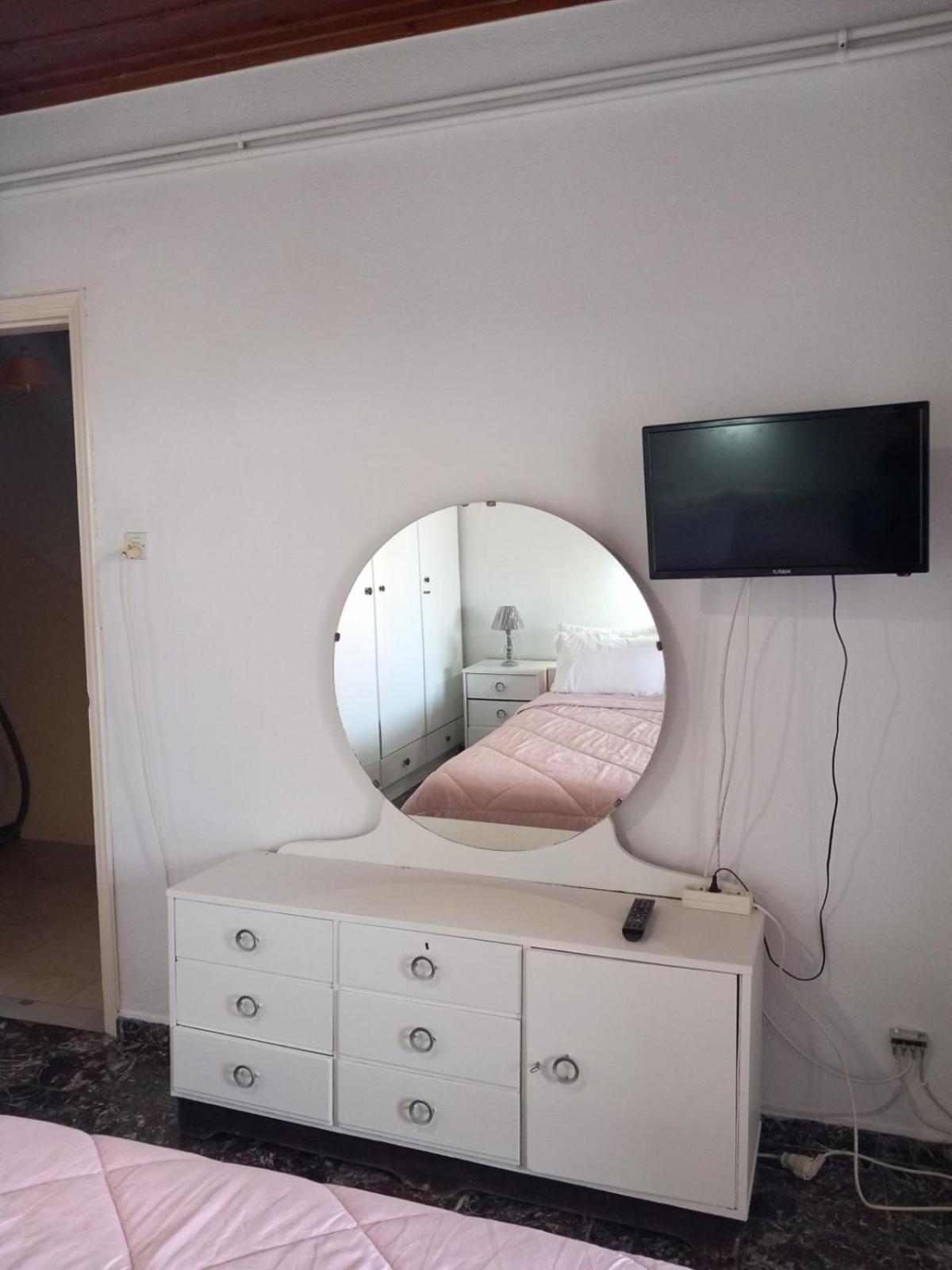 Katerinas Apartmens Skiathos stad Exteriör bild