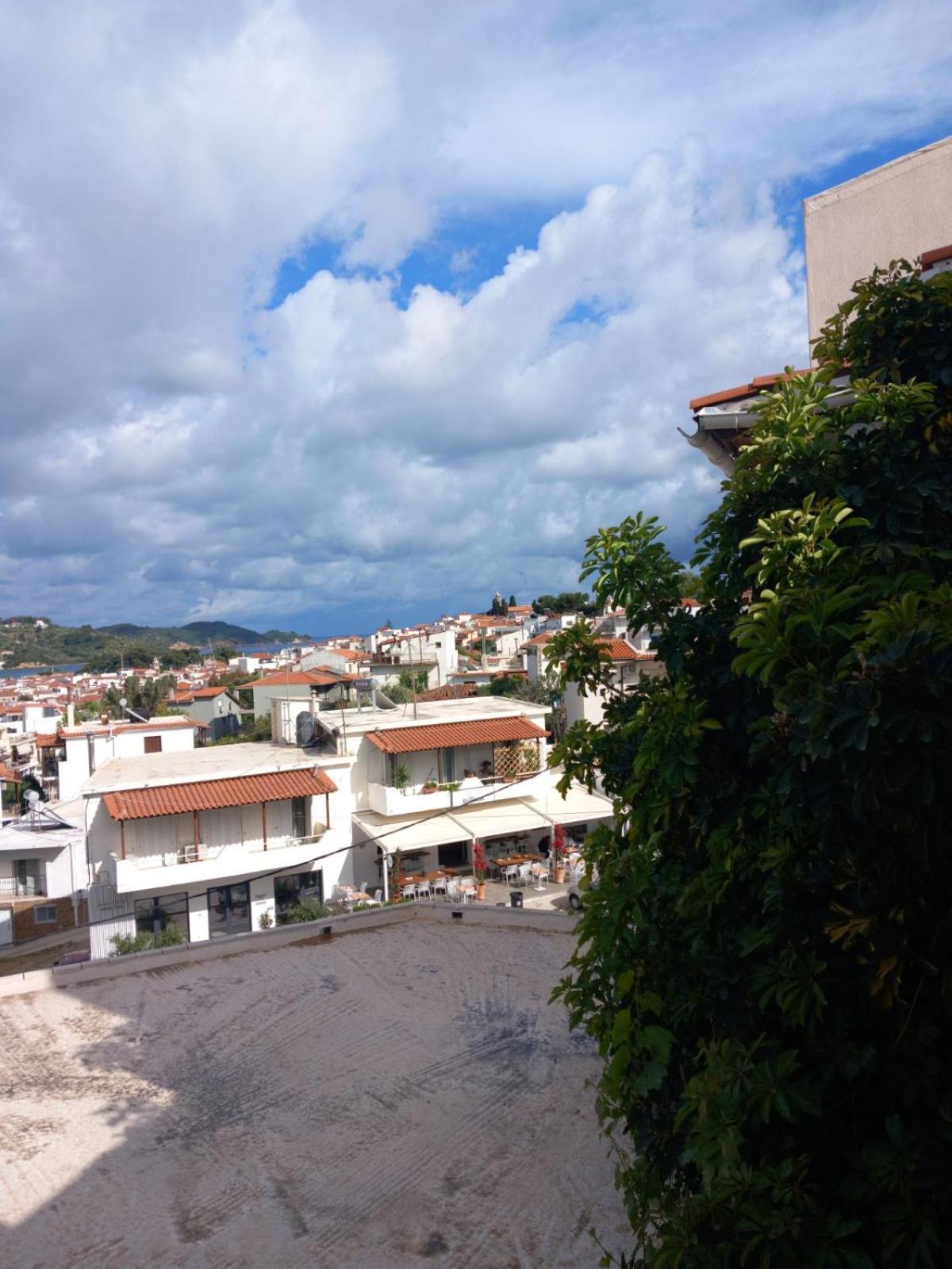 Katerinas Apartmens Skiathos stad Exteriör bild