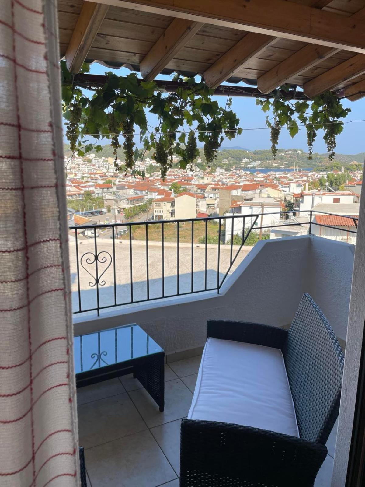 Katerinas Apartmens Skiathos stad Exteriör bild