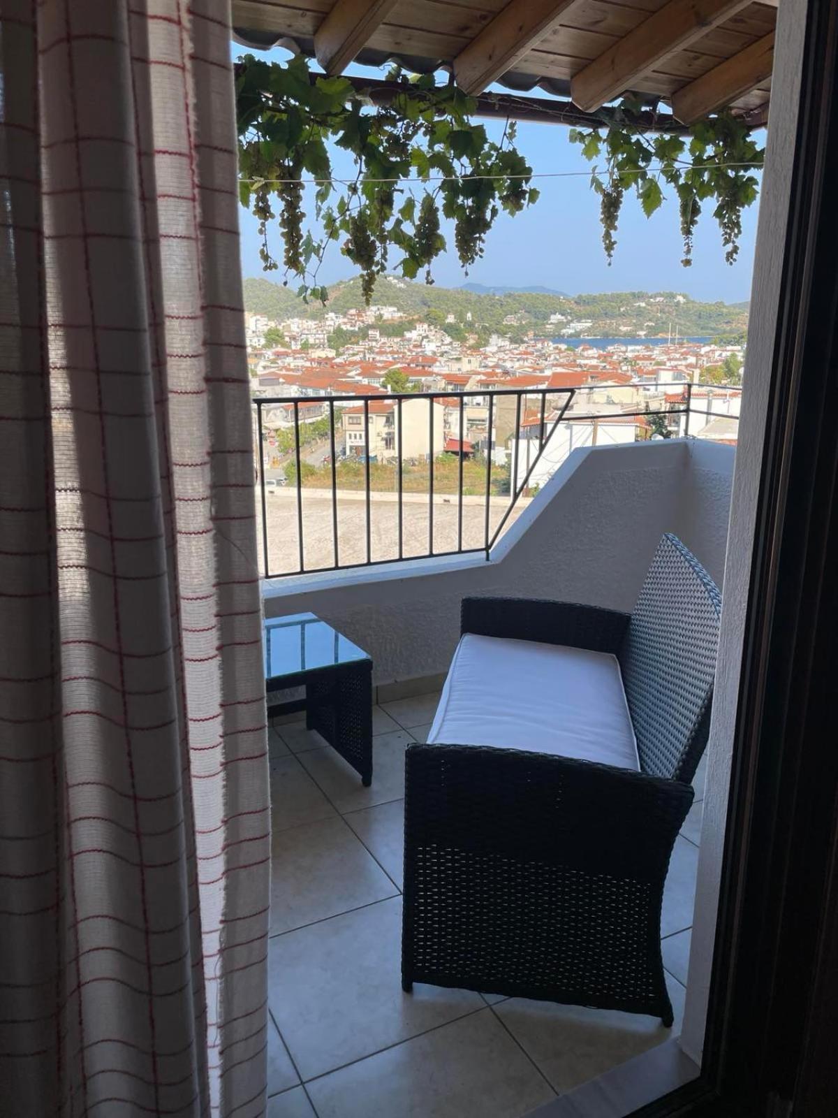Katerinas Apartmens Skiathos stad Exteriör bild